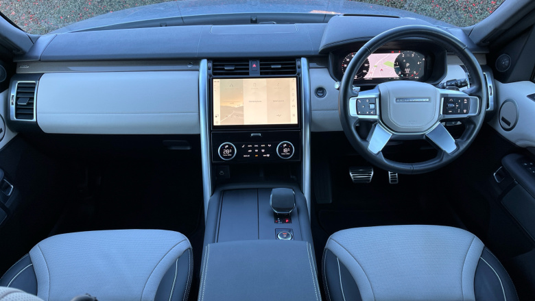 Land Rover Discovery 3.0 D300 Metropolitan Edition 5dr Auto Diesel Station Wagon